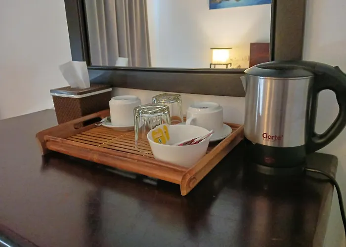Andy's Place Hotel *